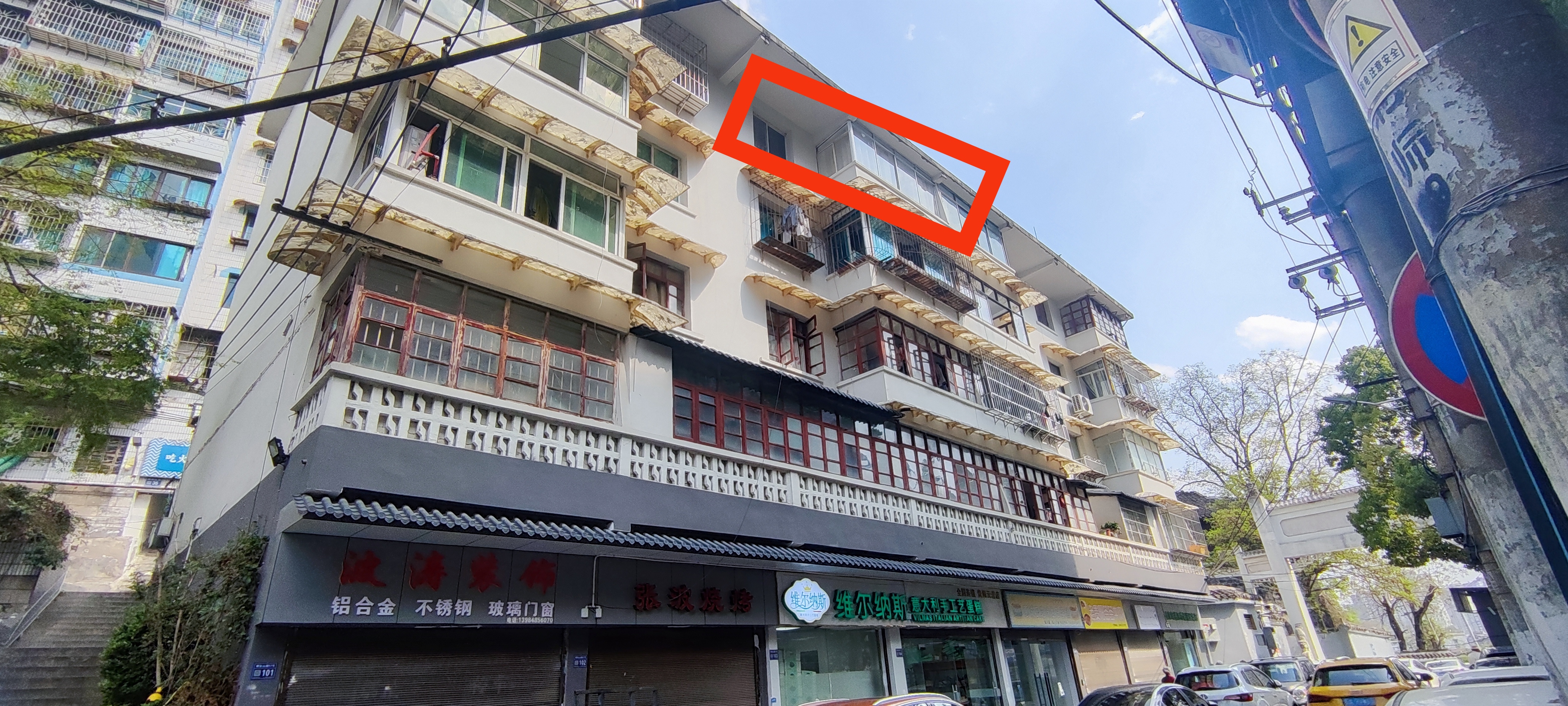 東莞市鯨魚(yú)嘴環(huán)?？萍加邢薰?></a>
            </dt>
            <dd>
                <p>
                
                專(zhuān)注無(wú)殘留+控制流量+流速均勻<strong>新型環(huán)保瓶蓋</strong>研發(fā)定制<br />
                <span>多項(xiàng)權(quán)威專(zhuān)利技術(shù)</span>
                
                </p>
            </dd>
        </dl>
        <div   id=